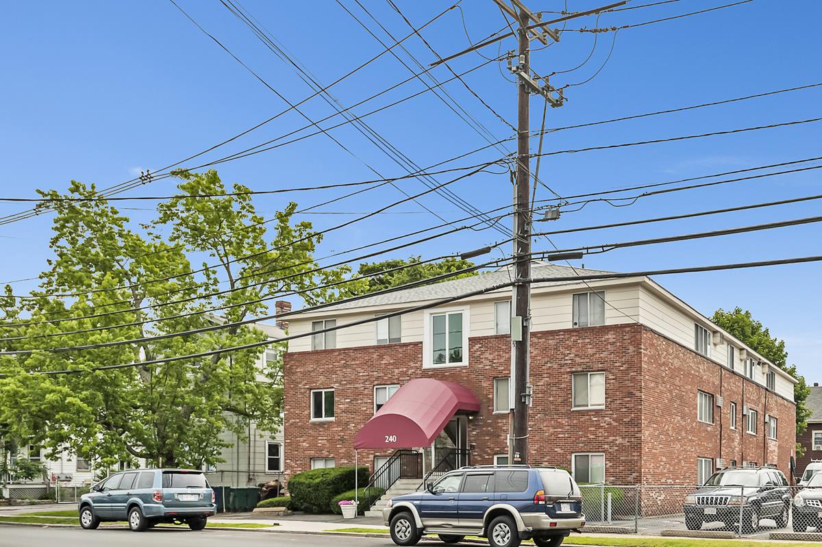 240 Broadway, Lynn, MA